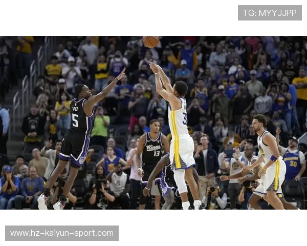 兰德尔三双打破队史36年纪录，兰德尔十佳球